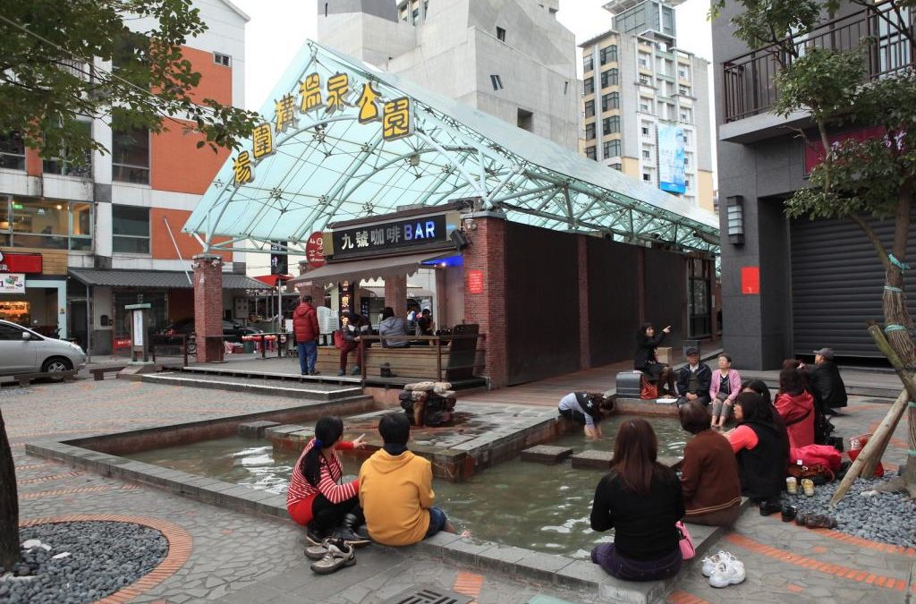 暑假包車旅遊湯圍溝