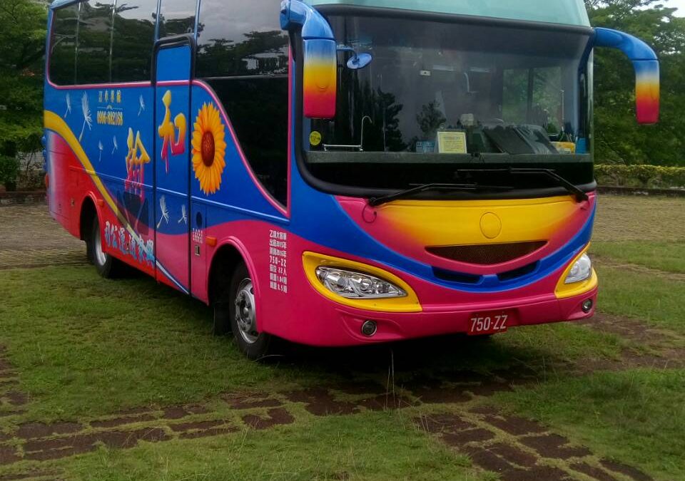 遨遊包車旅遊-遊覽車包車-大巴士包車-旅遊包車巴士