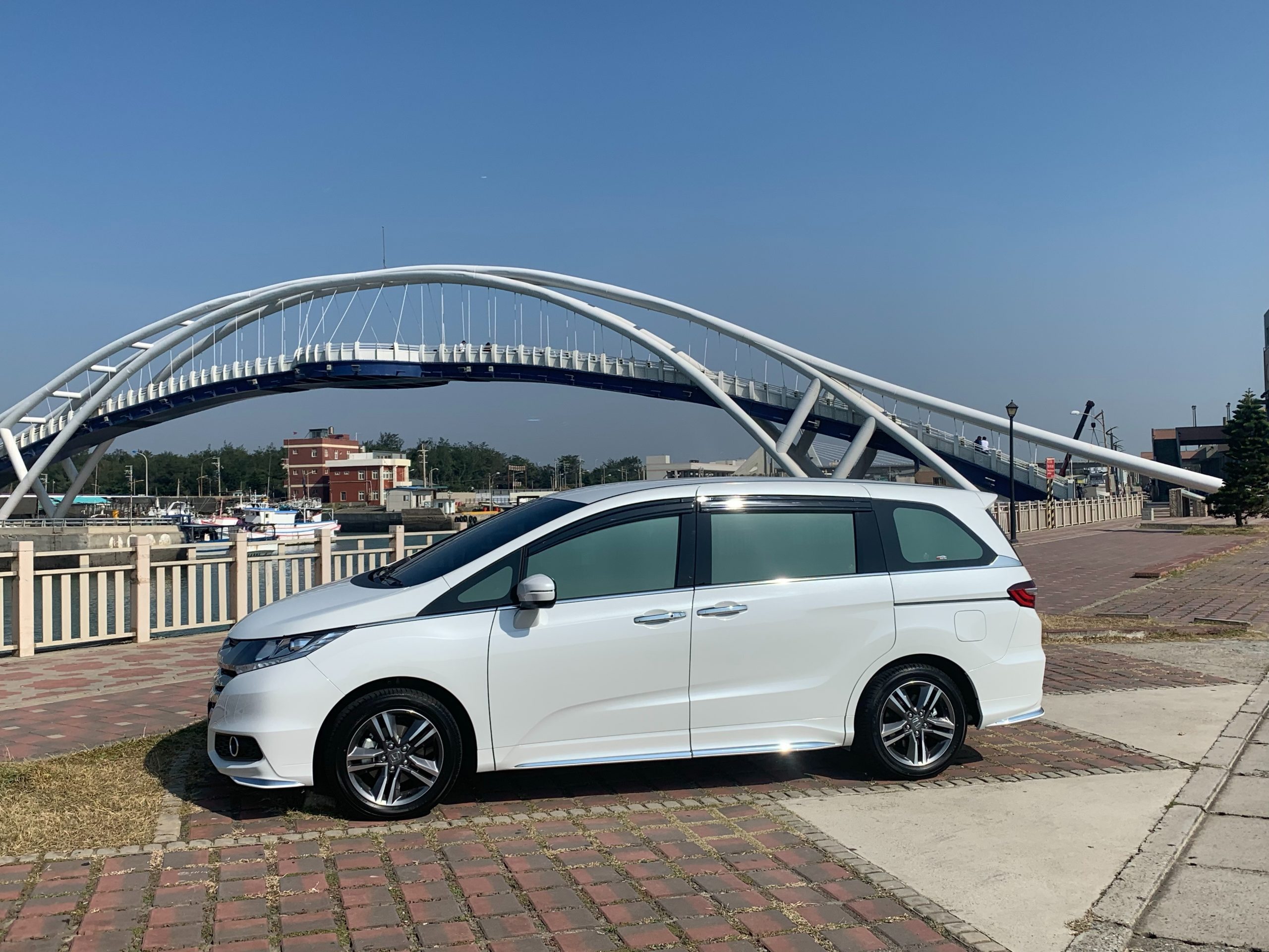 Honda Odyssey 七人車 包車旅遊 七人包車車款 七人包車新車 頂級休旅車 七人包車車款推薦 台灣遨遊包車旅遊 台北旅遊包車 包車 一日旅遊 包車自由行 商務接送