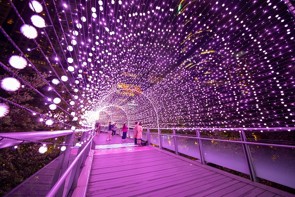 台北包車旅遊”板橋耶誕城包車一日遊”夜晚包車景點推薦