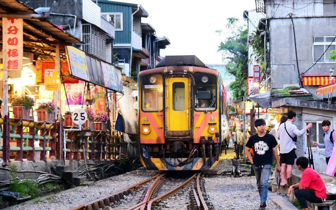 九份包車旅遊、九份包車一日遊影片分享