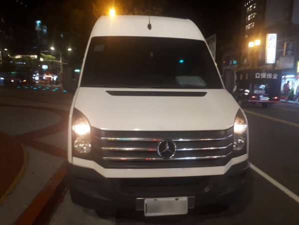 賓士保母車,賓士大T,賓士豪華保母車,保母車包車,褓姆車包車旅遊