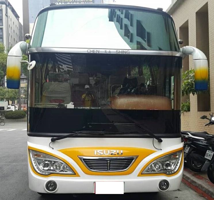 小可愛巴士包車,25人座包車,小可愛包車旅遊