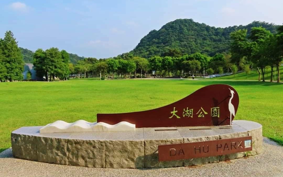台北網美打卡包車-台北打卡包車-台北包車旅遊