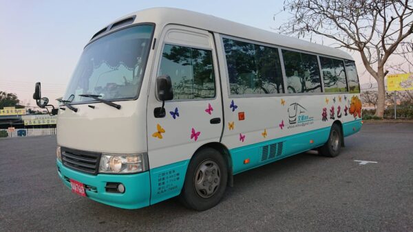 小可愛巴士包車,19人座包車,小可愛包車旅遊,小可愛旅遊包車,19人座旅遊包車