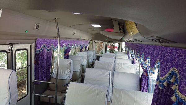 小可愛巴士包車,19人座包車,小可愛包車旅遊,小可愛旅遊包車,19人座旅遊包車