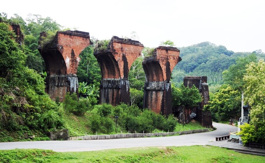 苗栗包車,苗栗九人座包車,苗栗包車旅遊,苗栗包車推薦,苗栗包車一日遊,龍騰斷橋包車,三義包車景點,飛牛牧場包車旅遊,西湖渡假村,苑港漁港包車景點,苗栗三義包車旅遊,三義九人座包車,西湖包車景點