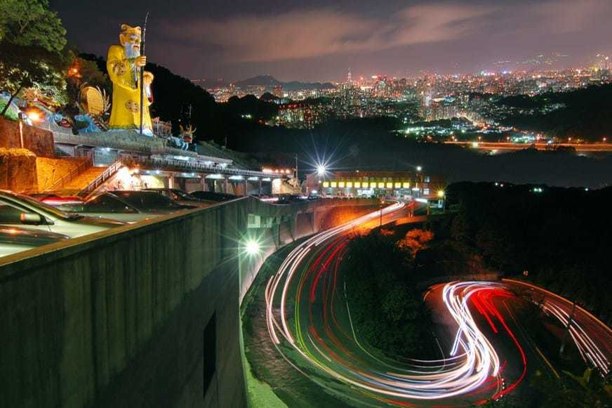 新北包車,新北九人座包車,新北包車旅遊,新北包車推薦,新北包車一日遊,八里左岸包車,金包里老街包車景點,燭臺雙嶼包車旅遊,內洞國家森林遊樂區,烘爐地包車景點,烏來包車旅遊,新北金山包車,中和包車景點