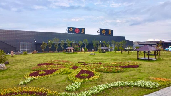 宜蘭包車,宜蘭九人座包車,宜蘭包車旅遊,宜蘭包車推薦,宜蘭包車一日遊,九號咖啡外澳店包車,綺麗觀光園區包車景點,宜蘭礁溪溫泉地景廣場包車旅遊,奇麗灣珍奶文化館包車景點,宜蘭磚窯包車推薦,宜蘭礁溪包車,七人座包車景點