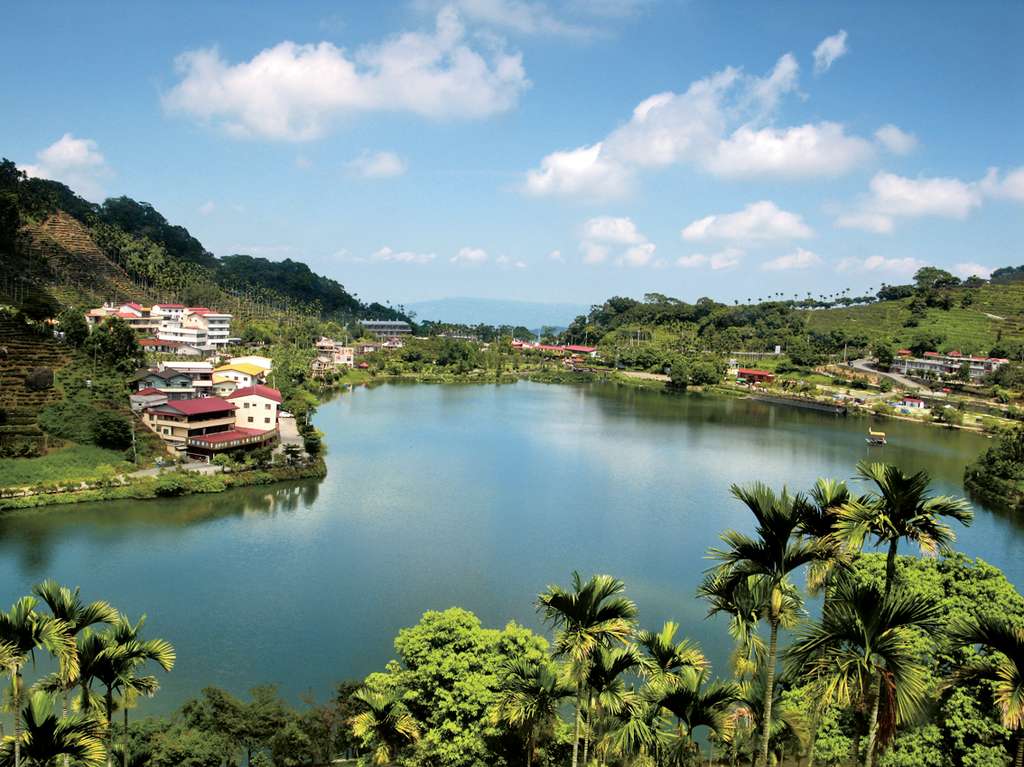 南投包車一日遊-穿梭在每個湖光山色之中-台灣遨遊包車旅遊、包車自由行