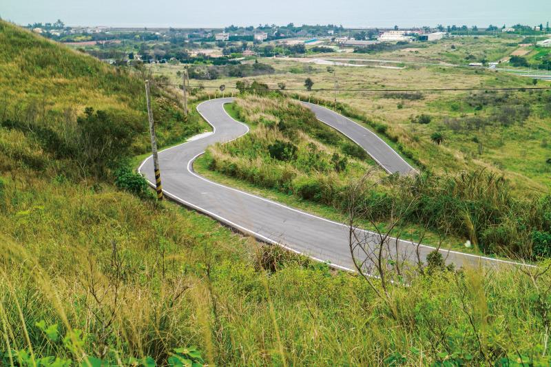 苗栗九人座包車旅遊-帶你去遠離塵囂之地