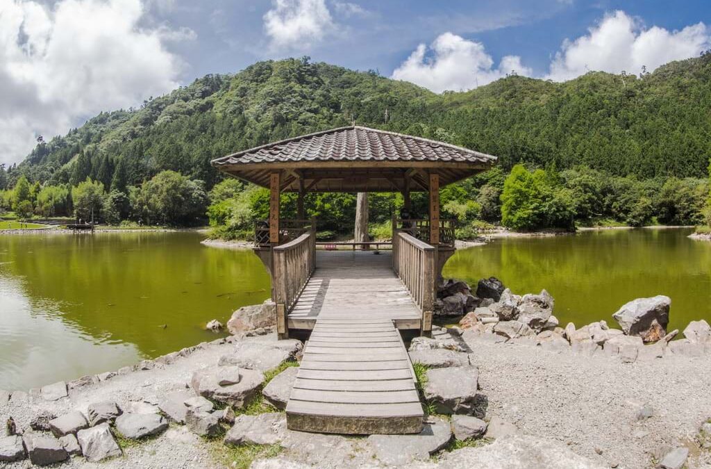 宜蘭包車自由行-假日最適合遊湖賞景