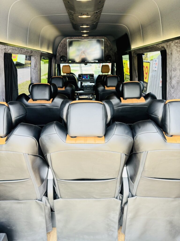2024保母車,大T保母車,九人座包車,尊爵賓士保母車,保母車,大T,